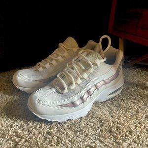 Nike Air Max 95 Phantom/Metallic Bronze-White